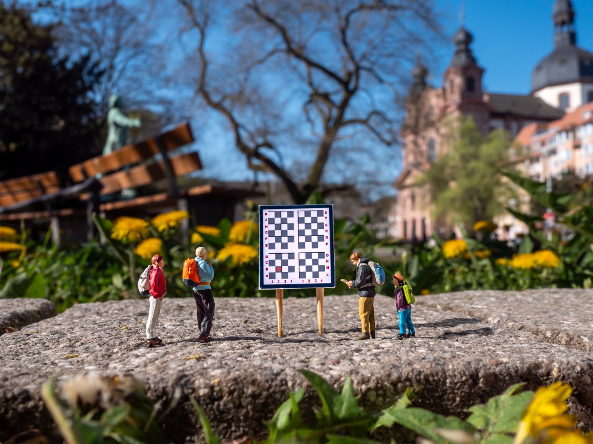 Lost im Quadrat (nah) - Schillerplatz